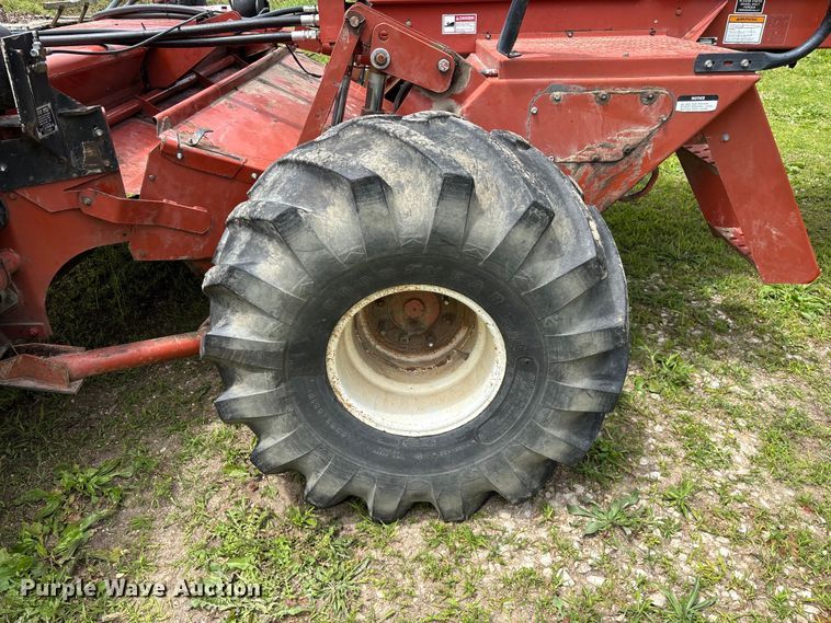 image for item FG0346 Hesston 8500 swather / windrower
