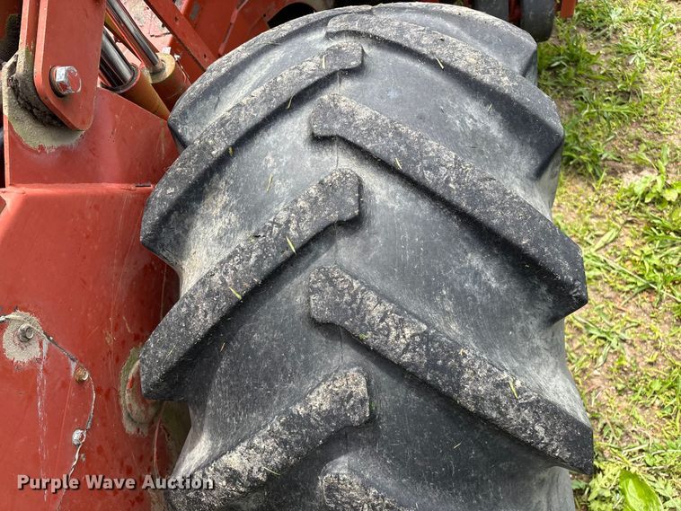 image for item FG0346 Hesston 8500 swather / windrower