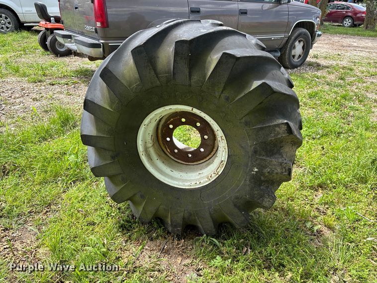 image for item FG0346 Hesston 8500 swather / windrower