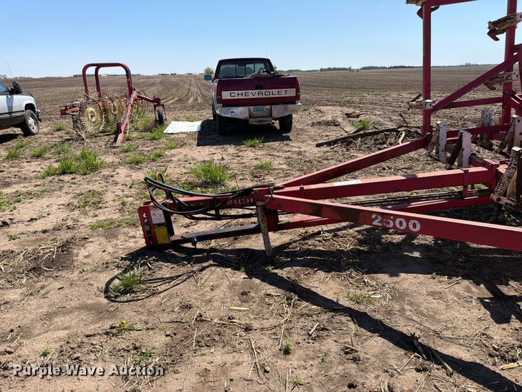 image for item FK0169 Wil-Rich 2500 field cultivator