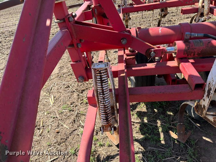 image for item FK0169 Wil-Rich 2500 field cultivator