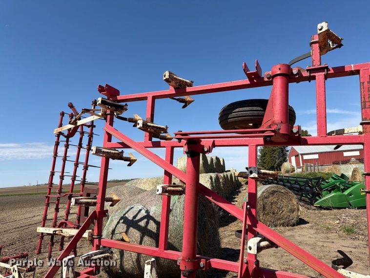 image for item FK0169 Wil-Rich 2500 field cultivator