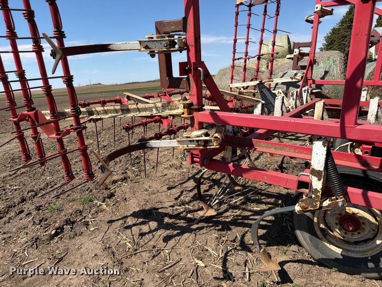 image for item FK0169 Wil-Rich 2500 field cultivator