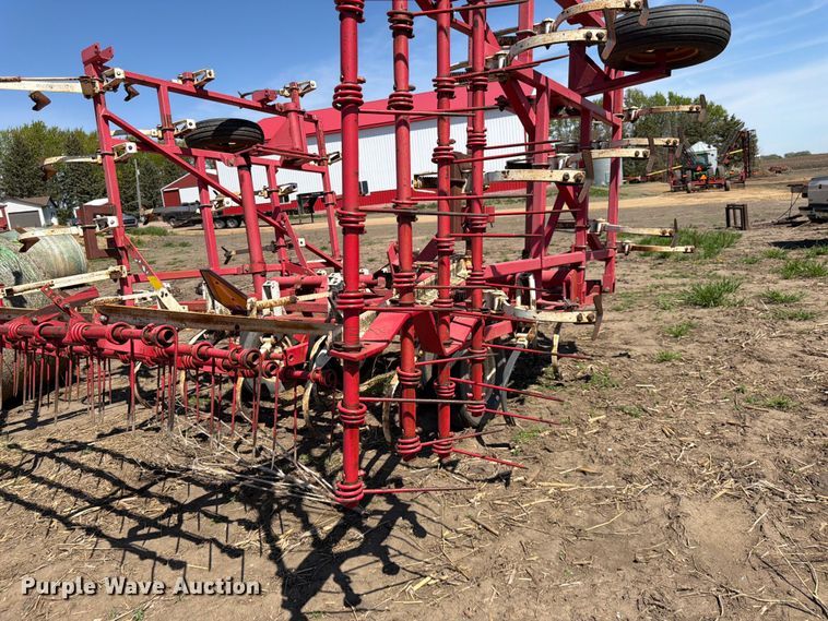 image for item FK0169 Wil-Rich 2500 field cultivator