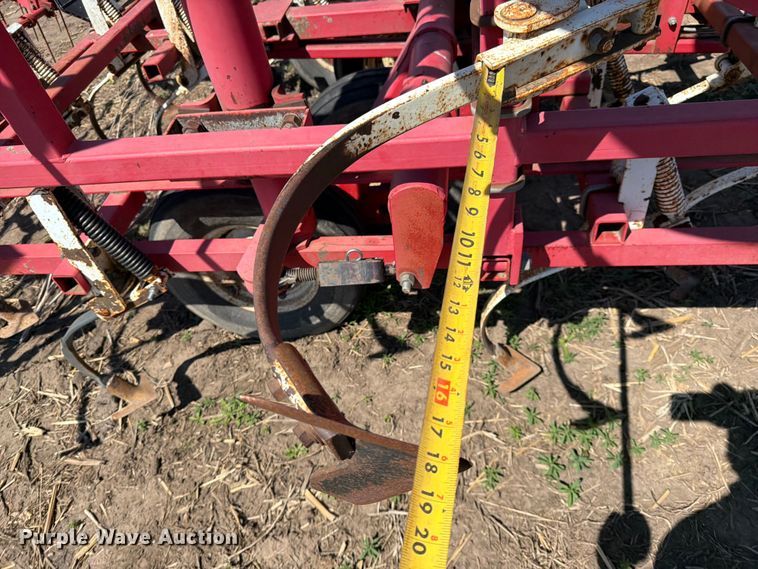 image for item FK0169 Wil-Rich 2500 field cultivator