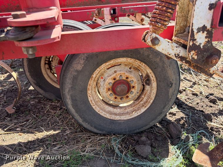 image for item FK0169 Wil-Rich 2500 field cultivator