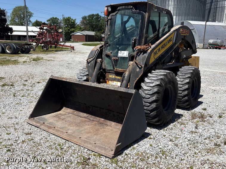image for item FK1483 2016 New Holland L234 Loader skid steer loader