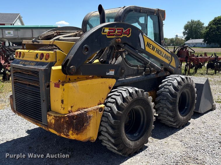 image for item FK1483 2016 New Holland L234 Loader skid steer loader