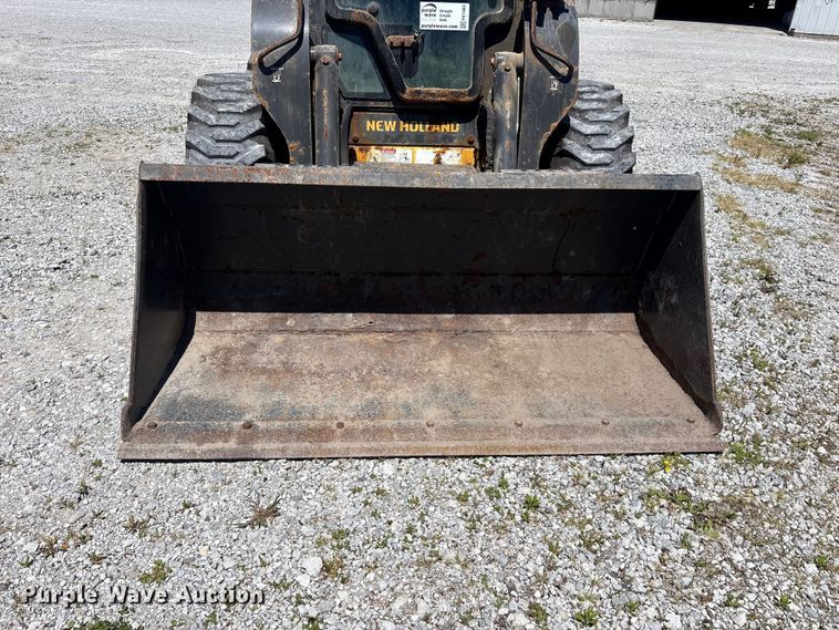 image for item FK1483 2016 New Holland L234 Loader skid steer loader