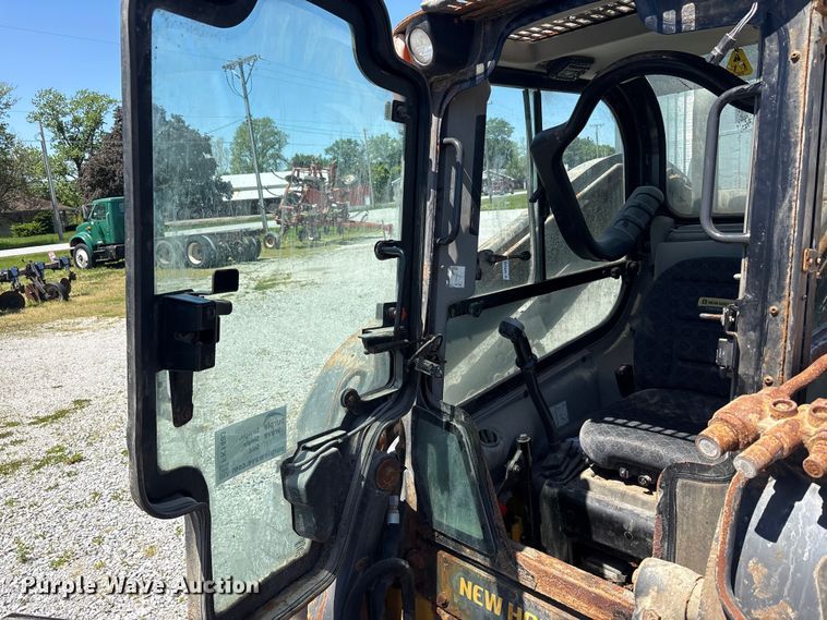 image for item FK1483 2016 New Holland L234 Loader skid steer loader