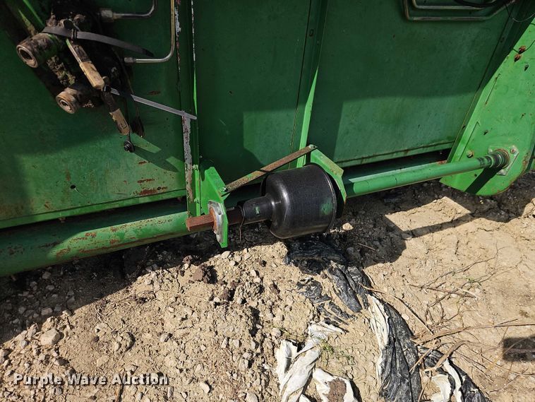 image for item FN5678 John Deere 920 flex head