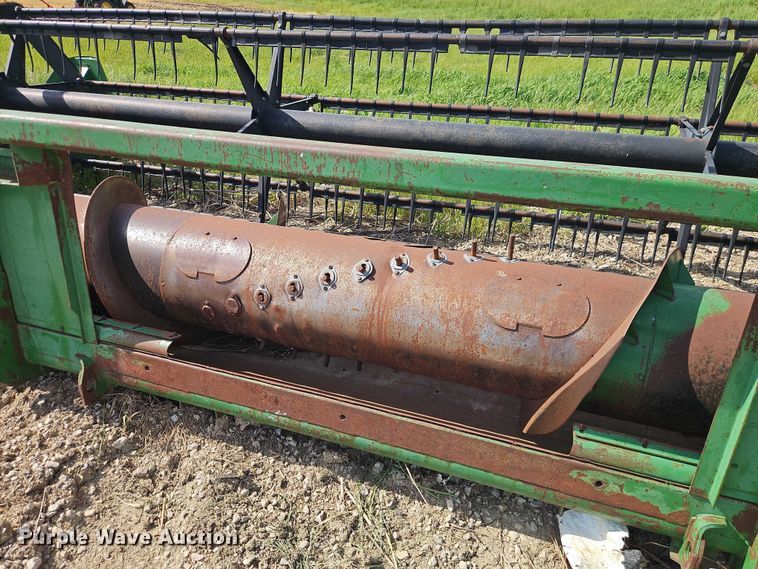 image for item FN5678 John Deere 920 flex head