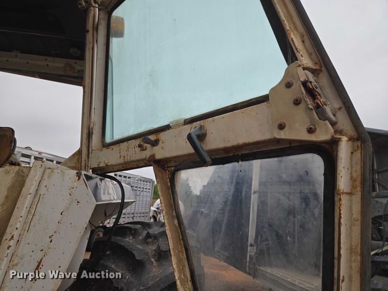 image for item YA2776 Case IH 2290 tractor