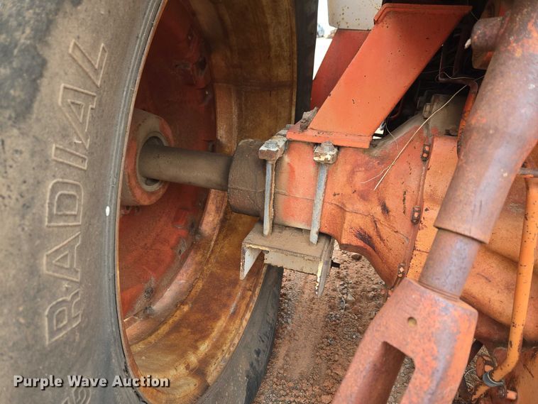 image for item YA2776 Case IH 2290 tractor