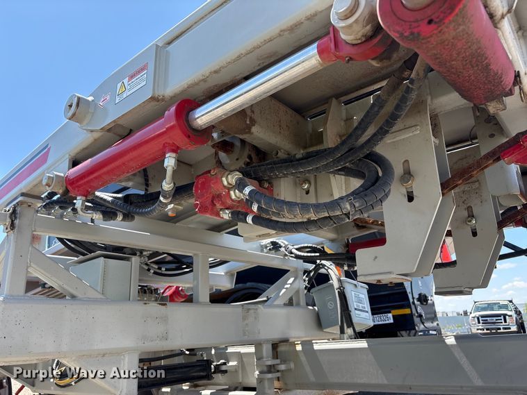 image for item YA3199 2021 NW AG Bale Chaser Jr bale stacker