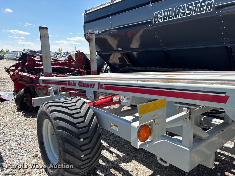 image for item YA3199 2021 NW AG Bale Chaser Jr bale stacker