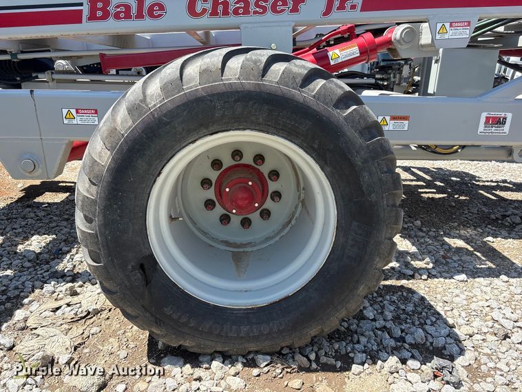 image for item YA3199 2021 NW AG Bale Chaser Jr bale stacker