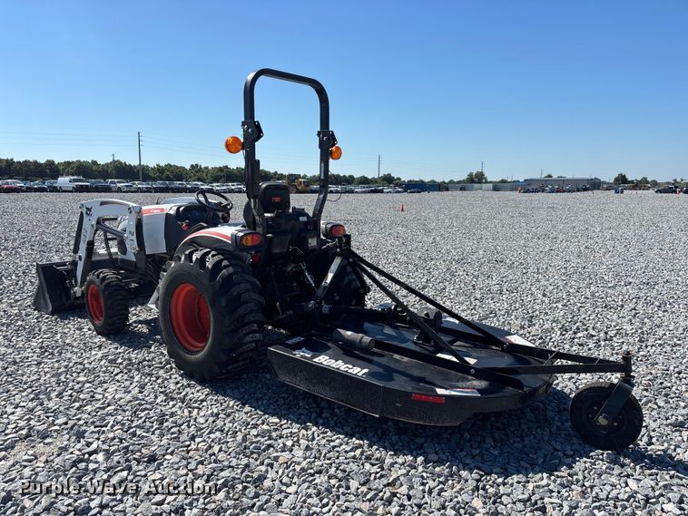 image for item YA3232 2024 Bobcat CT2040 MFWD tractor
