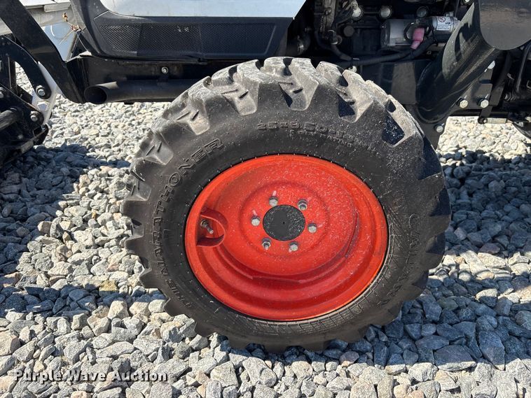 image for item YA3232 2024 Bobcat CT2040 MFWD tractor