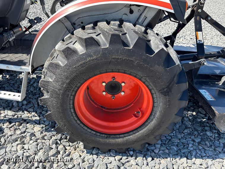 image for item YA3232 2024 Bobcat CT2040 MFWD tractor
