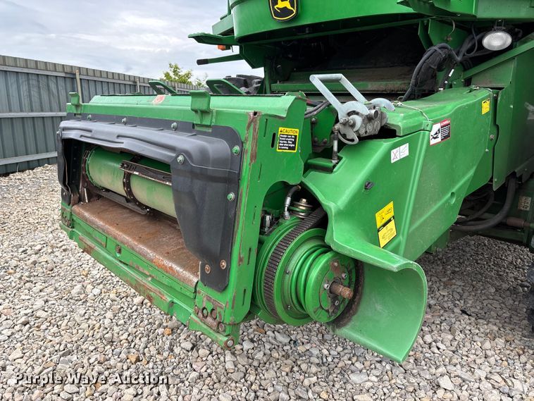 image for item YA3414 2010 John Deere 9770 STS RWA combine