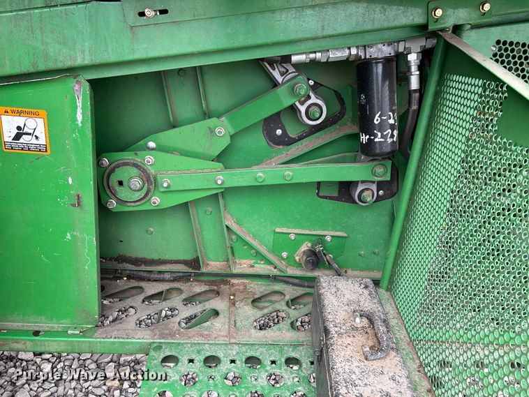 image for item YA3414 2010 John Deere 9770 STS RWA combine