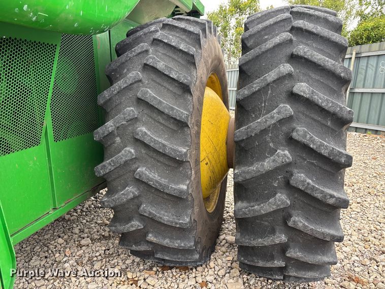 image for item YA3414 2010 John Deere 9770 STS RWA combine