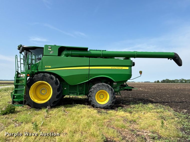 image for item YA3498 2022 John Deere S770S STS RWA combine