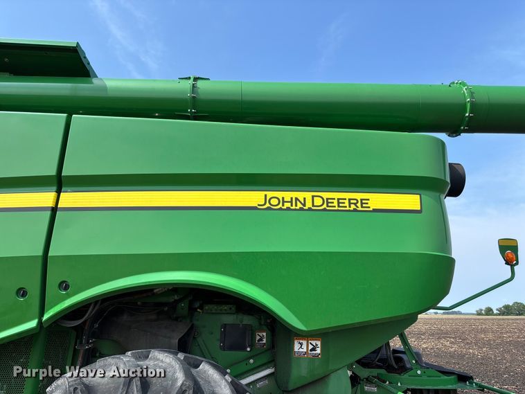 image for item YA3498 2022 John Deere S770S STS RWA combine