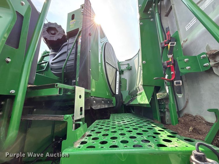 image for item YA3498 2022 John Deere S770S STS RWA combine