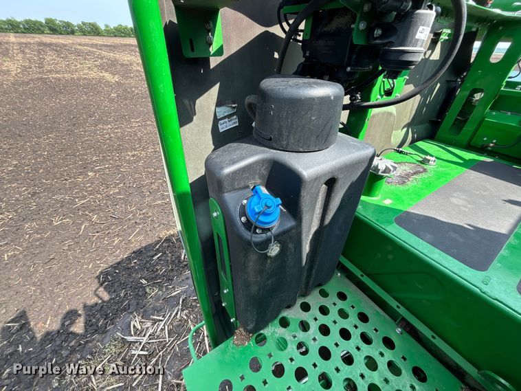 image for item YA3498 2022 John Deere S770S STS RWA combine