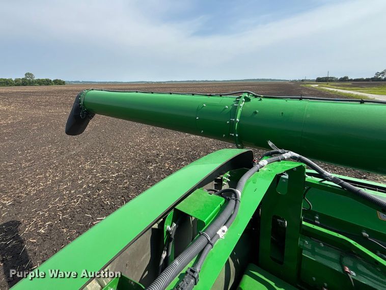 image for item YA3498 2022 John Deere S770S STS RWA combine