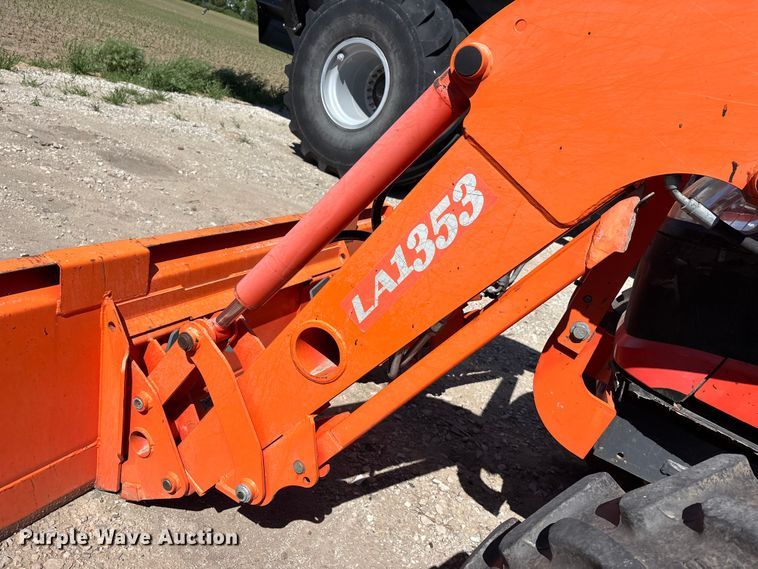 image for item YA3505 2012 Kubota M9960D MFWD tractor