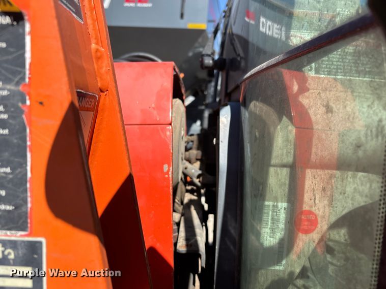 image for item YA3505 2012 Kubota M9960D MFWD tractor