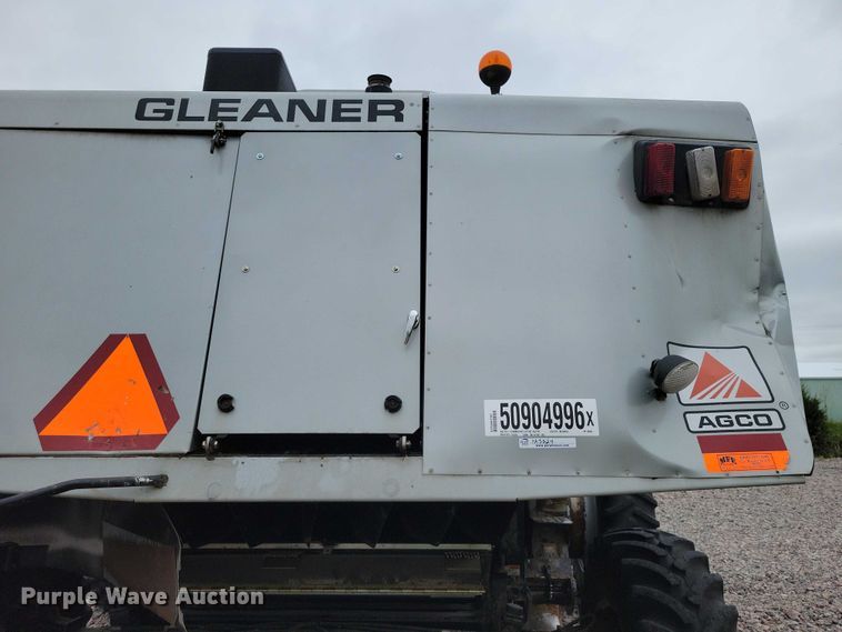 image for item YA3524 2006 Gleaner R75 combine