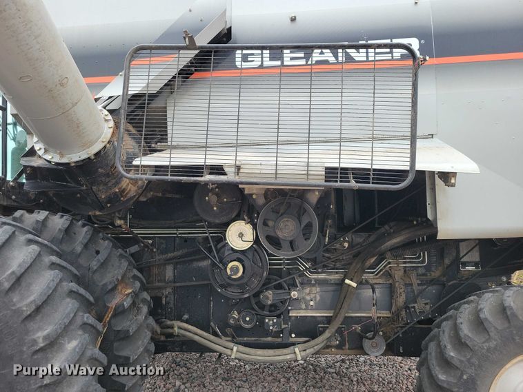 image for item YA3524 2006 Gleaner R75 combine