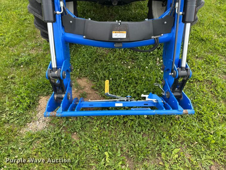image for item YA3527 2015 New Holland T6.165 MFWD tractor