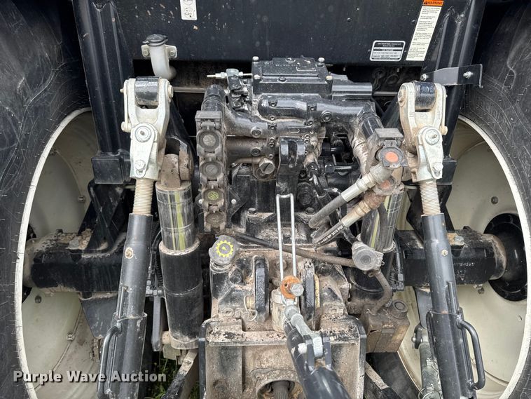 image for item YA3527 2015 New Holland T6.165 MFWD tractor