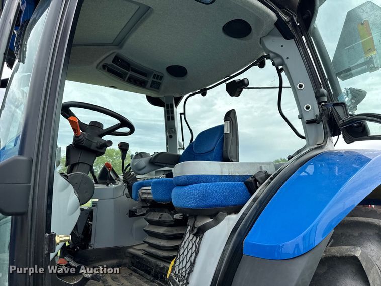 image for item YA3527 2015 New Holland T6.165 MFWD tractor