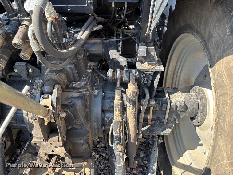 image for item YA3610 2014 Case 110A MFWD tractor