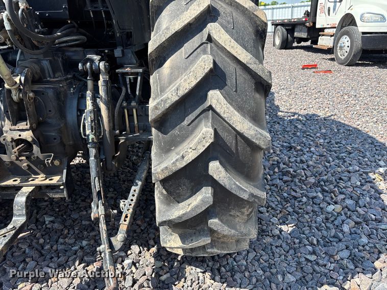 image for item YA3610 2014 Case 110A MFWD tractor