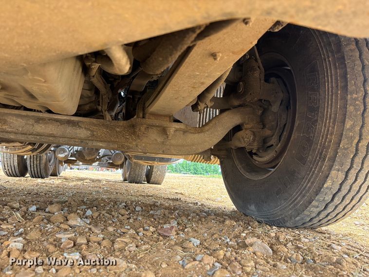 image for item DT0246 2015 Volvo Truck VNL semi truck