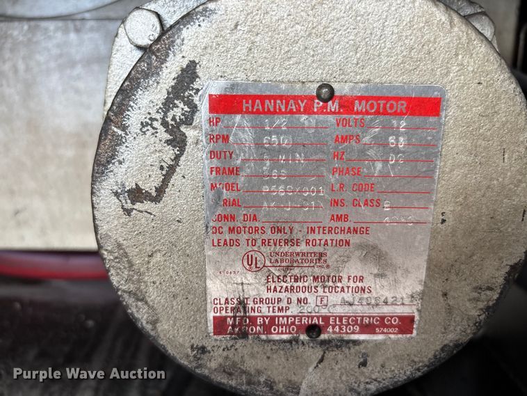 image for item DU0491 2010 International SF525 fuel / lube truck