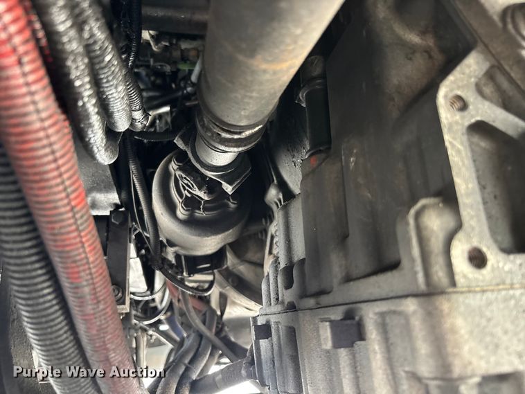 image for item DU0492 2017 Kenworth T370 fuel / lube truck