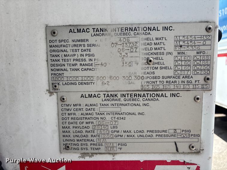 image for item DU0492 2017 Kenworth T370 fuel / lube truck