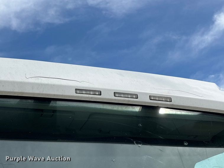 image for item DV4299 2019 Volvo Truck VNL semi truck