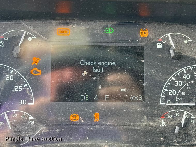 image for item DV4299 2019 Volvo Truck VNL semi truck