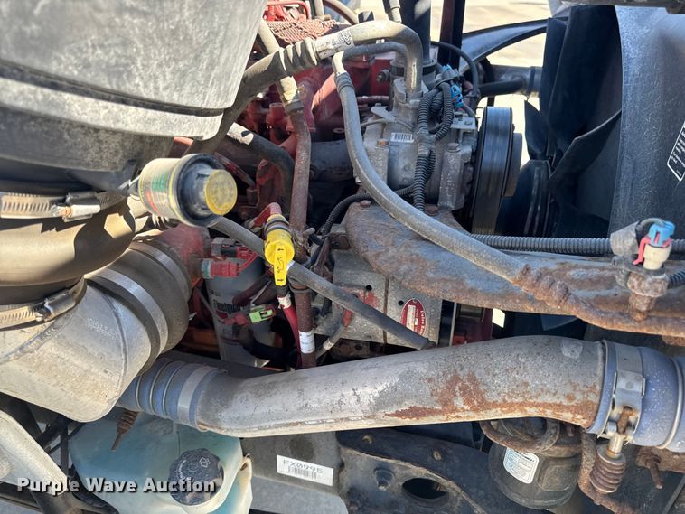 image for item EA2356 2014 Freightliner Business Class M2 semi truck