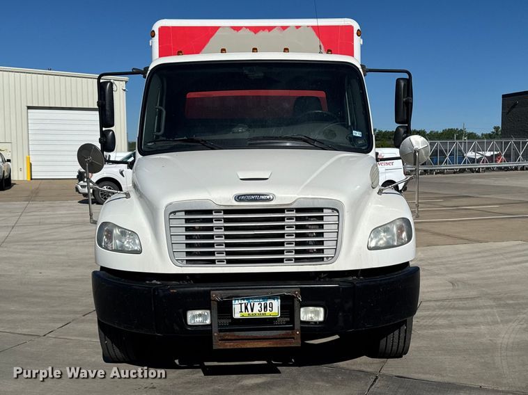 image for item EA2358 2013 Freightliner Business Class M2 delivery truck