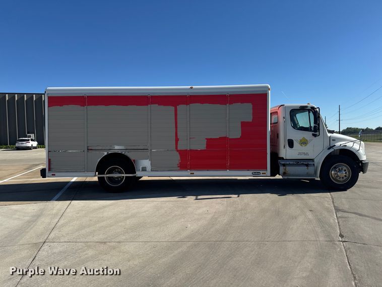 image for item EA2358 2013 Freightliner Business Class M2 delivery truck